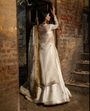 Load image into Gallery viewer, NYRA | WEDDING FESTIVE 25 | SOZ
