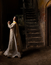 Load image into Gallery viewer, NYRA | WEDDING FESTIVE 25 | SOZ