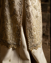 Load image into Gallery viewer, NYRA | WEDDING FESTIVE 25 | SOZ
