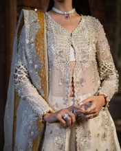 Load image into Gallery viewer, NYRA | WEDDING FESTIVE 25 | SOZ