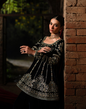 Load image into Gallery viewer, NYRA | WEDDING FESTIVE 25 | LEHZA