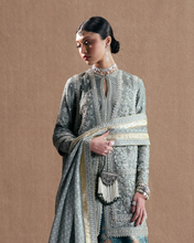 Load image into Gallery viewer, SUFFUSE  | SILK PRET FALL 25 | SELINEH