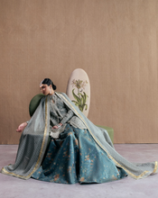 Load image into Gallery viewer, SUFFUSE  | SILK PRET FALL 25 | SELINEH