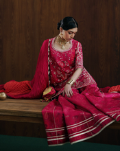 Load image into Gallery viewer, SUFFUSE  | SILK PRET FALL 25 | `RYELLE