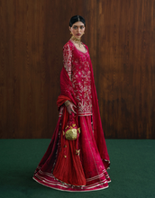 Load image into Gallery viewer, SUFFUSE  | SILK PRET FALL 25 | `RYELLE