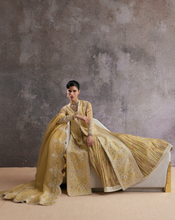 Load image into Gallery viewer, SUFFUSE  | SILK PRET FALL 25 | URAH