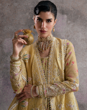 Load image into Gallery viewer, SUFFUSE  | SILK PRET FALL 25 | URAH