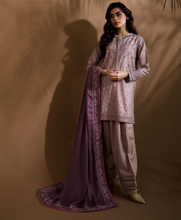 Load image into Gallery viewer, SOBIA NAZIR | WINTER SHAWL 25 | 6B