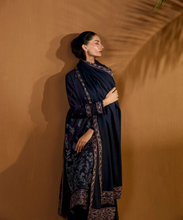 Load image into Gallery viewer, SOBIA NAZIR | WINTER SHAWL 25 | 7B