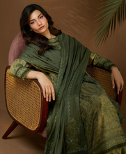 Load image into Gallery viewer, SOBIA NAZIR | WINTER SHAWL 25 | 2A