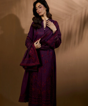 Load image into Gallery viewer, SOBIA NAZIR | WINTER SHAWL 25 | 2B