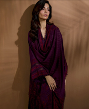 Load image into Gallery viewer, SOBIA NAZIR | WINTER SHAWL 25 | 2B
