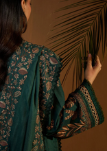 Load image into Gallery viewer, SOBIA NAZIR | WINTER SHAWL 25 | 4B