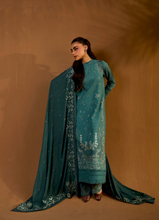 Load image into Gallery viewer, SOBIA NAZIR | WINTER SHAWL 25 | 5A