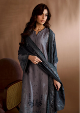 Load image into Gallery viewer, SOBIA NAZIR | WINTER SHAWL 25 | 5B