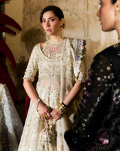 Load image into Gallery viewer, SUFFUSE  | FREESHIA 26 | ISHANAE