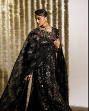 Load image into Gallery viewer, SUFFUSE  | FREESHIA 26 | ZABEEN