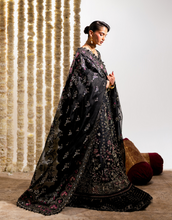 Load image into Gallery viewer, SUFFUSE  | FREESHIA 26 | ZABEEN