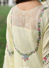 Load image into Gallery viewer, SARDINIA  | TALES OF PETALS  26 | DAISY DREAMS