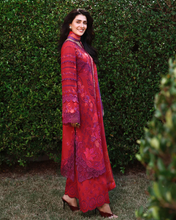 Load image into Gallery viewer, MUSHQ | AMOI LUXURY LAWN 26 | FALLING PETALS