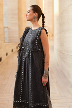 Load image into Gallery viewer, MARIA B  | LUXURY LAWN 26 | 2B