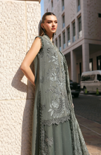 Load image into Gallery viewer, MARIA B  | LUXURY LAWN 26 | 3B