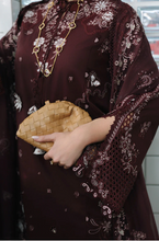 Load image into Gallery viewer, QALAMKAR | CHIKANKARI 26 | EESHAL