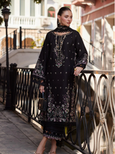 Load image into Gallery viewer, KANWAL MALIK | ELSA SUMMER PRET 26 | AMIA