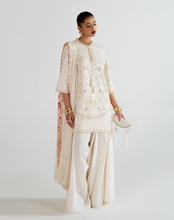 Load image into Gallery viewer, SUFFUSE  | SILK PRET 26 | SALIHA