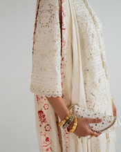 Load image into Gallery viewer, SUFFUSE  | SILK PRET 26 | SALIHA