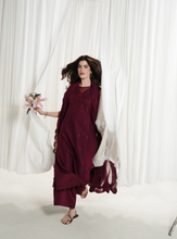 Load image into Gallery viewer, ZAIB |  LELANI LAWN | WINE SET