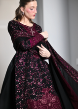 Load image into Gallery viewer, ZAIB |  LUXURY KARANDI| BLACK &amp; MAROON