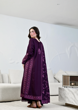Load image into Gallery viewer, ZAIB |  LUXURY KARANDI | DEEP PLUM