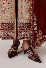 Load image into Gallery viewer, QALAMKAR | QLINE LINEN 26 | HAMNA