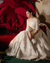 Load image into Gallery viewer, SUFFUSE  | FREESHIA 26 | ISHANAE