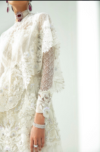 Load image into Gallery viewer, Suffuse ~ Luxury Pret - Crystalline