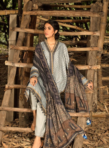 SOBIA NAZIR | WINTER SHAWL 2021 | DESIGN 7B